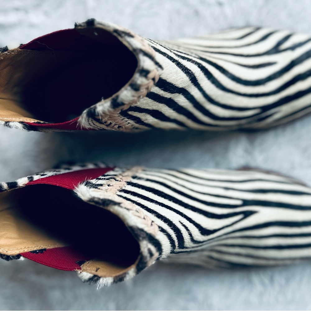 Melvin and Hamilton zebra design shoes.